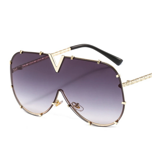 Oversized V sunglasses